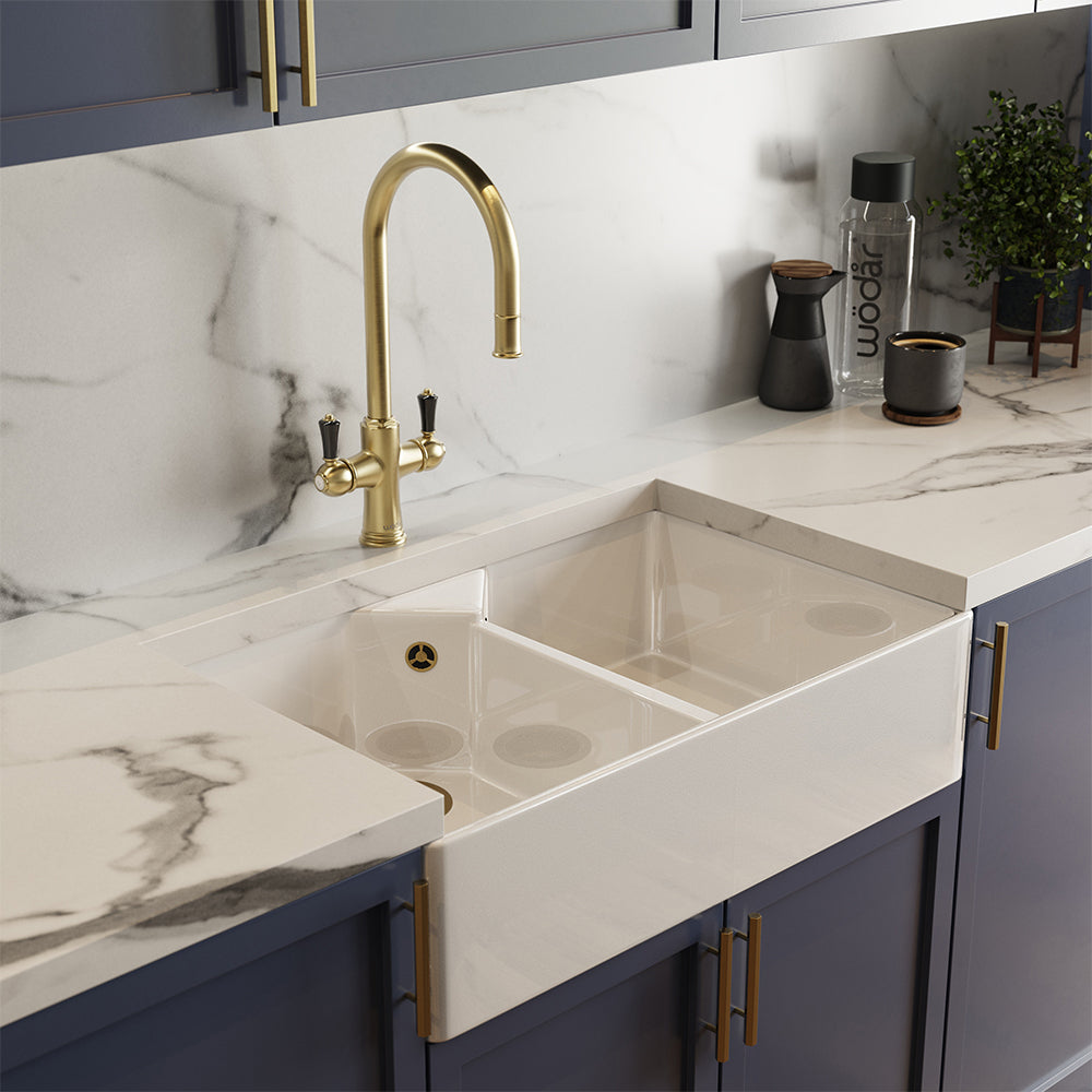 Knightsbridge Traditional 4 in 1 Pull Out Brushed Brass Black Handle Boiling Hot Water Tap